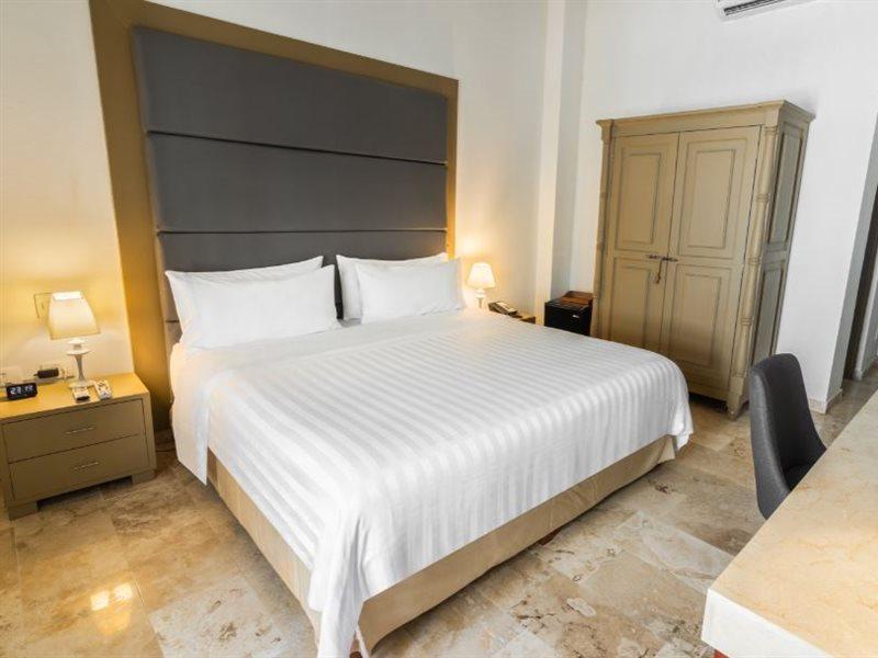 Ghl Armería Real Hotel 4*